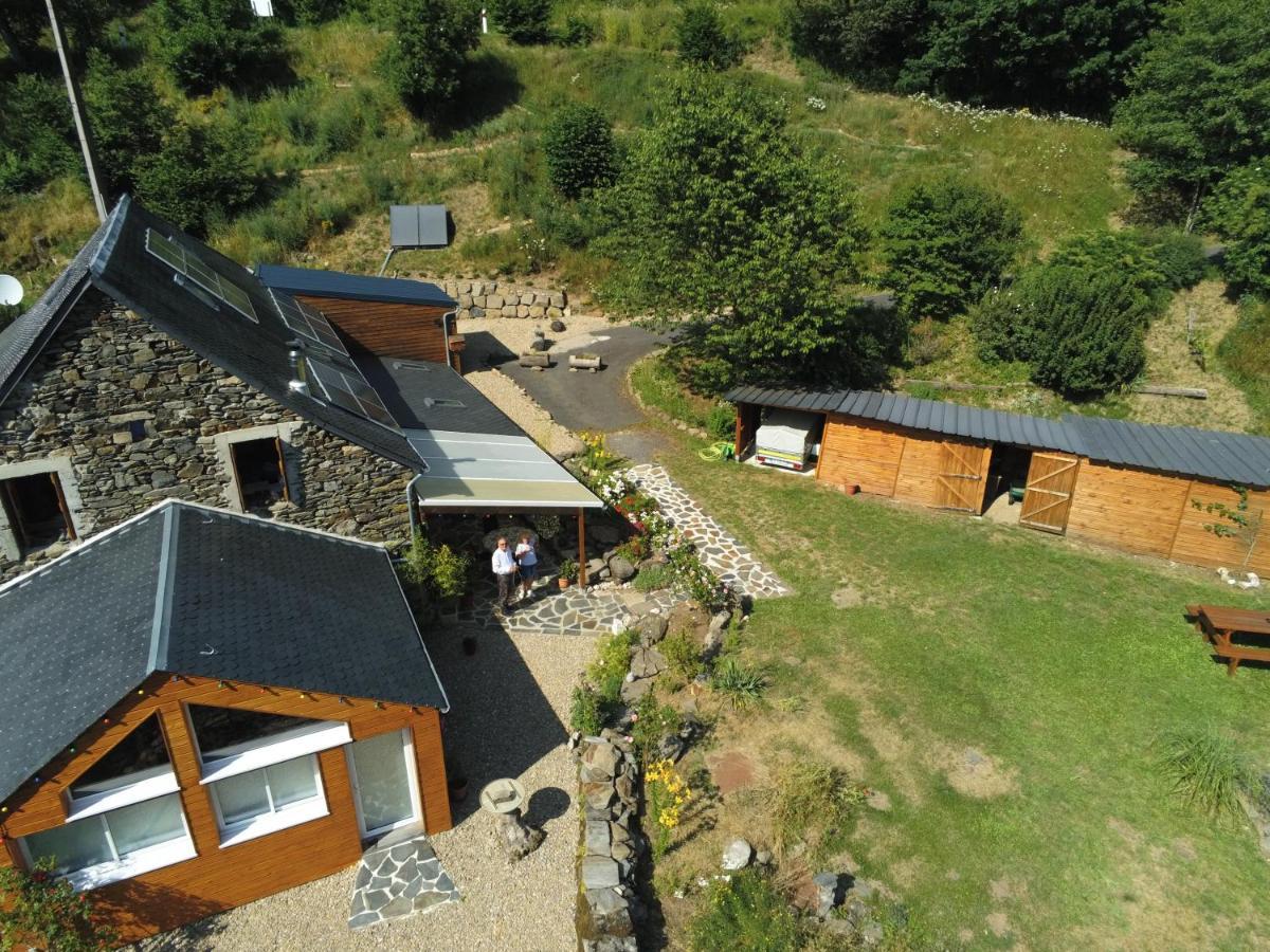 Chambres et table d'hôtes Le Lepadou-Bas Saint-Chely-d'Aubrac Exterior foto